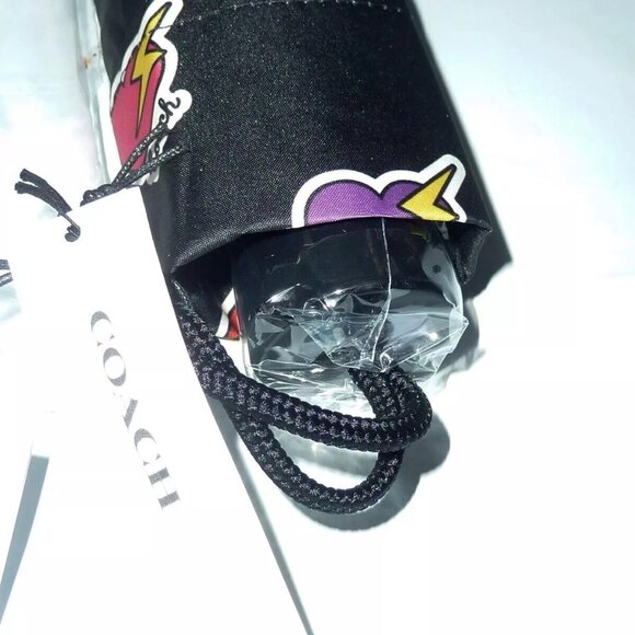 NWT Coach UV Protection Black Mini Umbrella Hearts CW556 - Picture 2 of 3